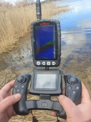 Zavážecí lodička FIGHTER PRO s GPS a ECHOLOTEM- černá