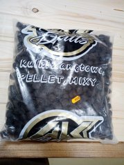 Pelety AK Baits 5kg 20mm Black halibut